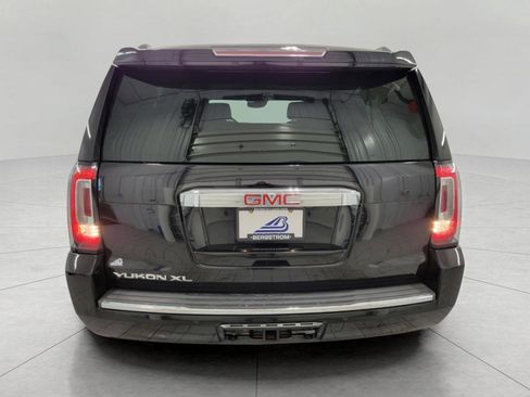 Used 2019 GMC Yukon XL Denali image 27