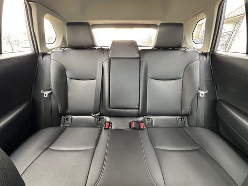 Used 2025 Toyota Corolla Cross XLE w/ Convenience Package image 46