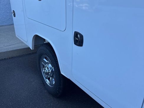 New 2024 RAM 3500 Tradesman image 25