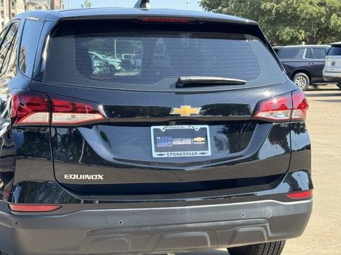 Used 2024 Chevrolet Equinox LS w/ Driver Confidence II Package FWD image 8