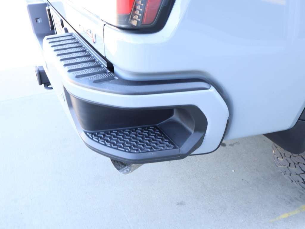 Certified 2025 GMC Sierra 3500 AT4 w/ AT4 Premium Plus Package AWD/4WD image 41