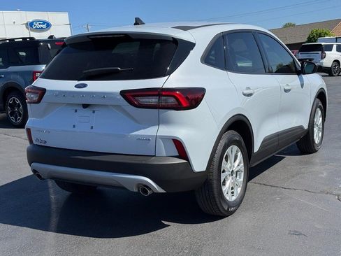 Used 2025 Ford Escape Active AWD/4WD image 3
