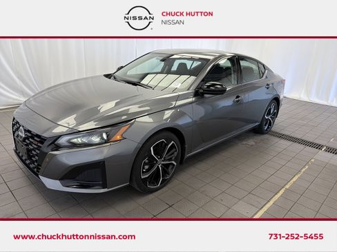 Certified 2024 Nissan Altima 2.5 SR w/ SR Premium Package FWD image 1