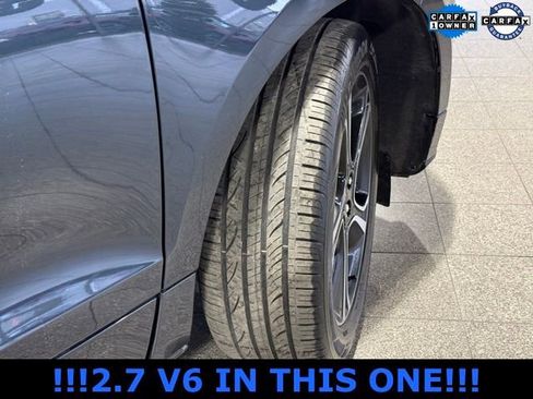 Used 2023 Ford Edge ST image 12