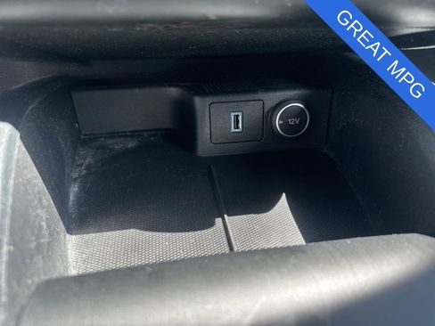 Used 2020 Ford Escape SE FWD image 17