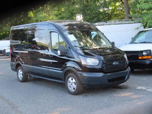 Used 2017 Ford Transit 250 148 Medium Roof RWD image 8