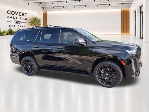 Used 2024 Cadillac Escalade Sport w/ LPO, ONYX Package AWD/4WD image 17