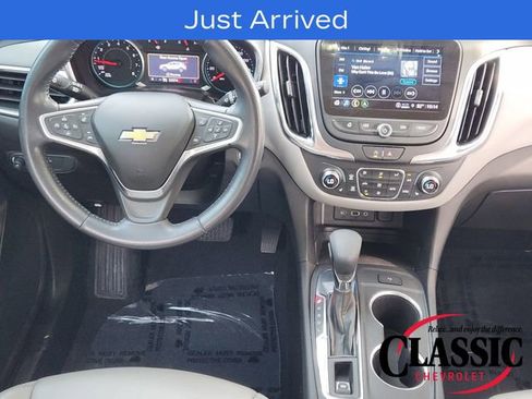 Used 2022 Chevrolet Equinox LT FWD image 33