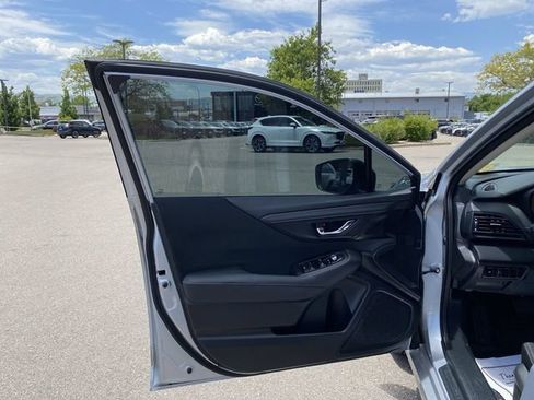 Used 2022 Subaru Legacy Premium AWD/4WD image 11