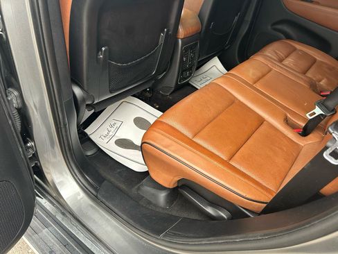 Used 2011 Jeep Grand Cherokee Overland Summit AWD/4WD image 9
