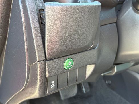 Used 2019 Honda Fit LX image 17