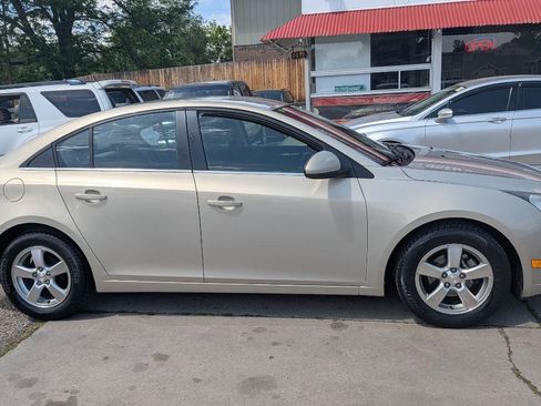 Used 2012 Chevrolet Cruze LT FWD image 4