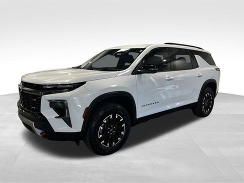 Used 2026 Chevrolet Traverse Z71 w/ Driver Confidence Package image 3