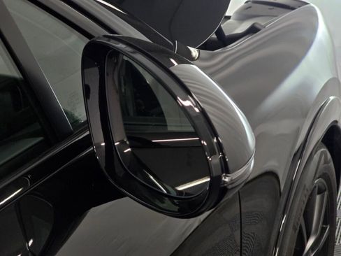 New 2026 Porsche Cayenne GTS image 31