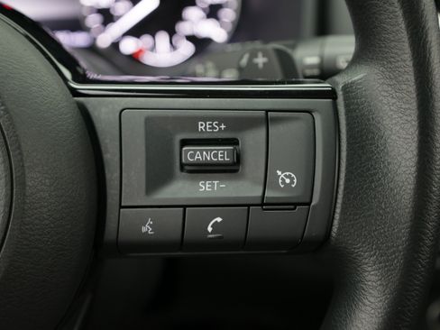 Used 2021 Nissan Rogue S FWD image 25