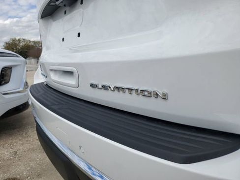 New 2026 GMC Yukon XL Elevation w/ Elevation Premium Package image 9