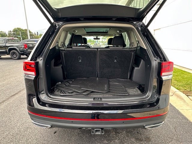 Certified 2023 Volkswagen Atlas SE w/ Panoramic Sunroof Package AWD/4WD image 14