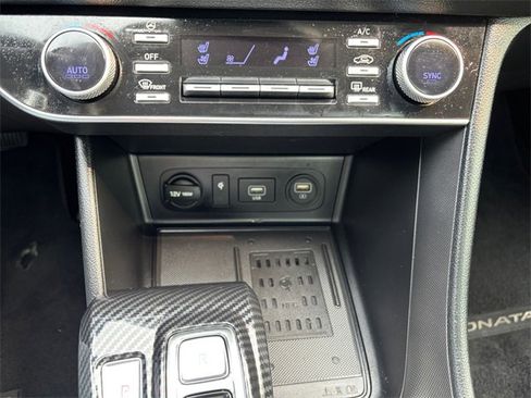 Used 2020 Hyundai Sonata Limited image 24