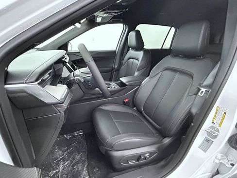New 2026 Jeep Cherokee Limited AWD/4WD image 10