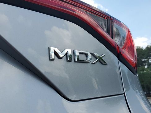 Certified 2024 Acura MDX FWD w/ Technology Package image 8