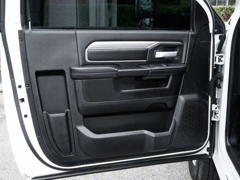 Used 2019 RAM 2500 Tradesman RWD image 16