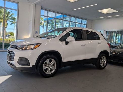 Certified 2020 Chevrolet Trax LS w/ Tint and Cruise Package image 2