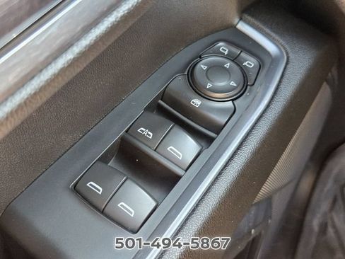 Used 2023 Chevrolet Silverado 1500 LT AWD/4WD image 25