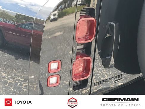 Used 2023 Land Rover Defender 130 X-Dynamic SE AWD/4WD image 15