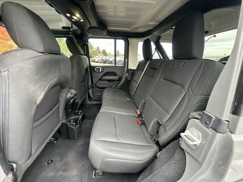Used 2021 Jeep Wrangler Unlimited Sahara w/ Uconnect 4C Nav & Sound Group image 22