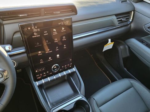 New 2026 GMC Terrain AT4 w/ Convenience Package III image 8