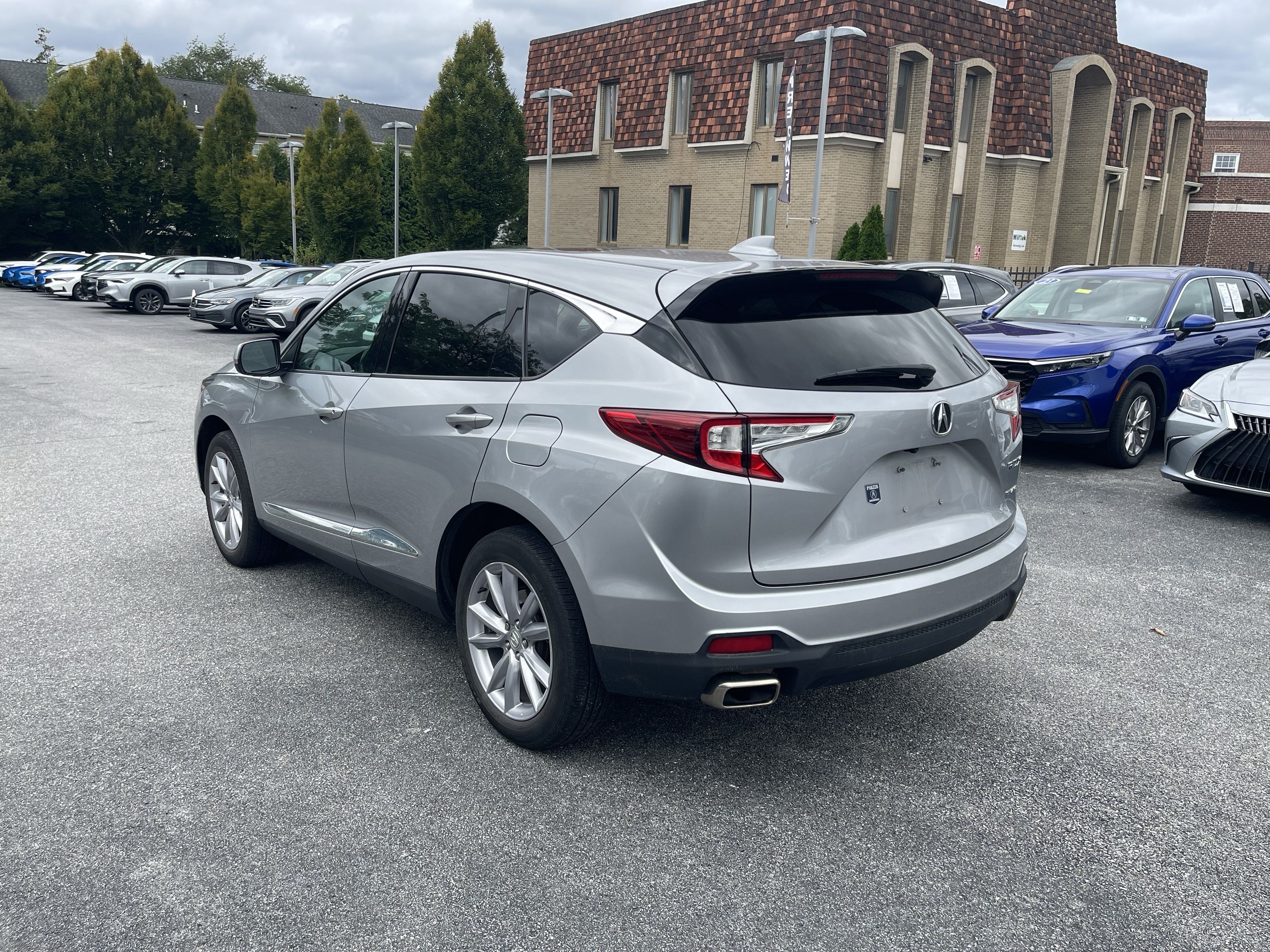 Used 2023 Acura RDX AWD image 5