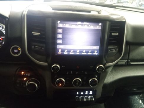 Used 2019 RAM 1500 Big Horn AWD/4WD image 12