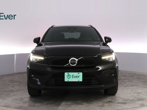 Used 2023 Volvo XC40 Recharge Ultimate AWD/4WD image 12