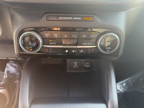 Used 2022 Ford Escape SEL AWD/4WD image 21