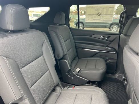 New 2026 Chevrolet Traverse LT w/ LPO, Floor Liner Package image 24