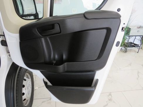 Used 2021 RAM ProMaster 1500 w/ Convenience Group FWD image 18