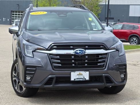 Used 2023 Subaru Ascent Limited w/ Technology Package AWD/4WD image 3