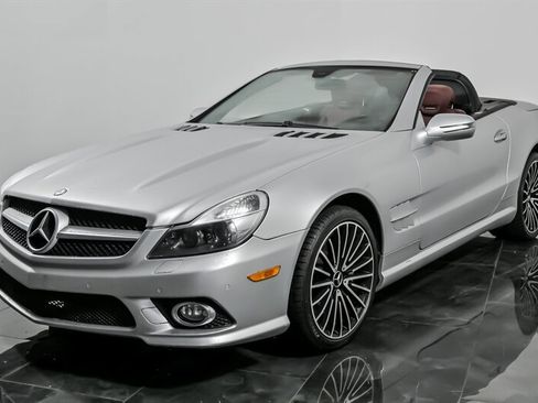 Used 2009 Mercedes-Benz SL 550 image 5