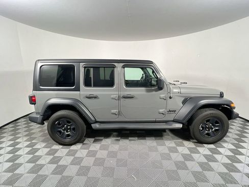 Used 2023 Jeep Wrangler Unlimited Sport AWD/4WD image 2