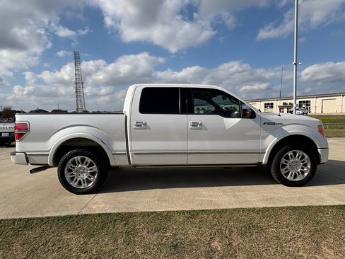 Used 2010 Ford F150 Platinum image 9