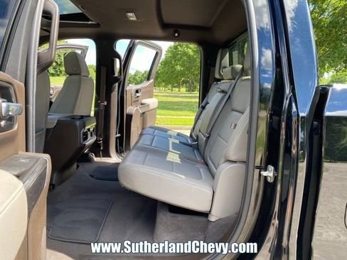 Used 2021 Chevrolet Silverado 1500 LTZ w/ LTZ Premium Package AWD/4WD image 47