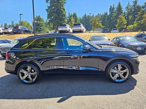 Certified 2025 Genesis GV70 3.5T Sport w/ Sport Prestige Package AWD/4WD image 4