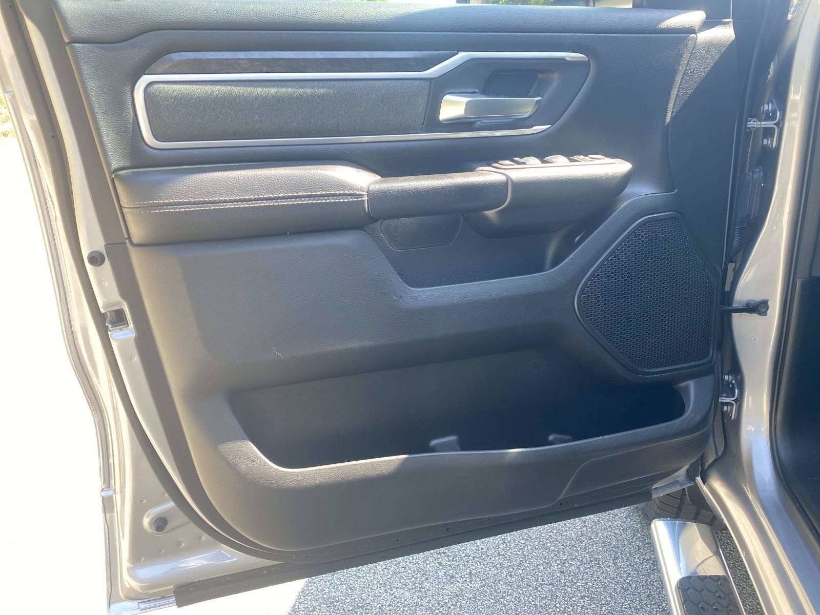 Used 2022 RAM 1500 Big Horn AWD/4WD image 22