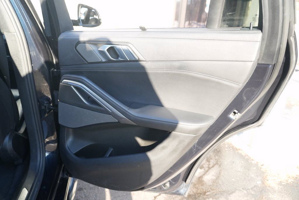 Used 2023 BMW X6 xDrive40i w/ Executive Package AWD/4WD image 41