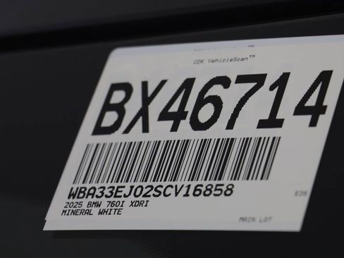 Certified 2025 BMW 760i xDrive w/ Executive Package AWD/4WD image 26