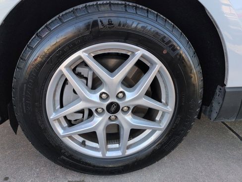 Used 2024 Ford Edge SEL w/ Convenience Package image 24