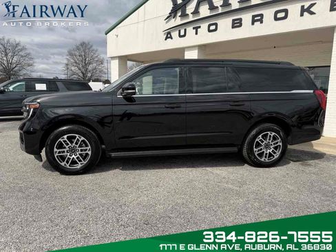 Used 2025 Ford Expedition Max Active image 3