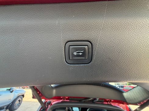 Certified 2022 Buick Enclave Premium w/ Surround and Sites Package FWD image 30