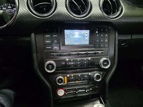 Used 2017 Ford Mustang Coupe RWD image 22