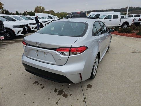 Used 2024 Toyota Corolla LE image 6